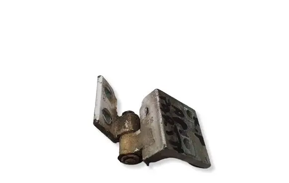 Peugeot Partner Front door lower hinge 0305