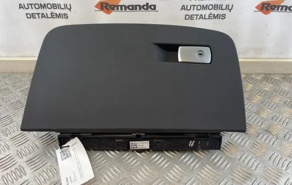 BMW 5 G30 G31 Glove box 9378570