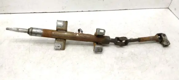 Mitsubishi Colt Steering wheel axle