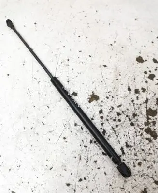 Audi A4 S4 B5 8D Tailgate/trunk strut/damper