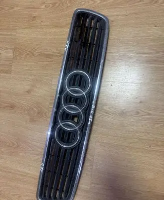 Audi A4 S4 B5 8D Front bumper upper radiator grill 8D0853651 8D0853651J
