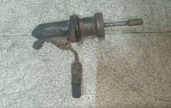 BMW 3 E36 Clutch master cylinder S6632K