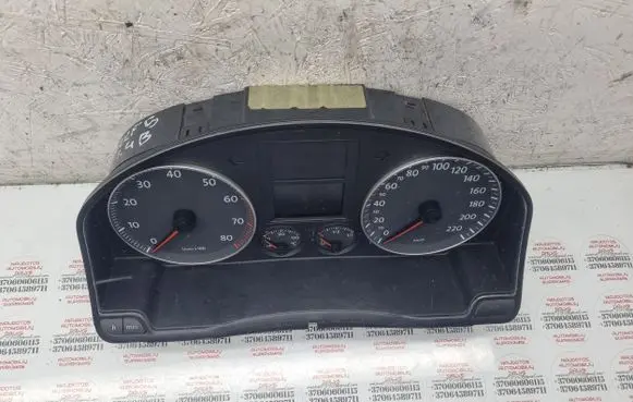 Volkswagen Golf V Speedometer (instrument cluster) 1K0920850P