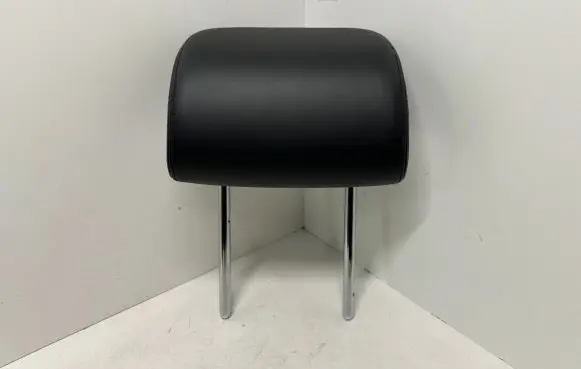 Volkswagen Touareg II Rear seat headrest 