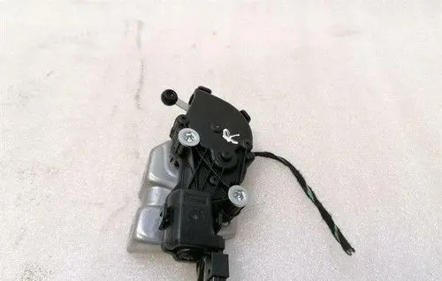 Mercedes-Benz ML W166 Rear door window regulator motor A1666700104