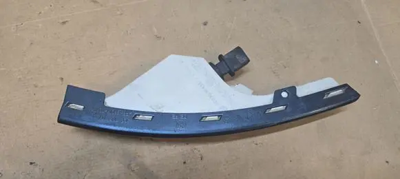 Volkswagen PASSAT B6 Front indicator light 3C0807717A