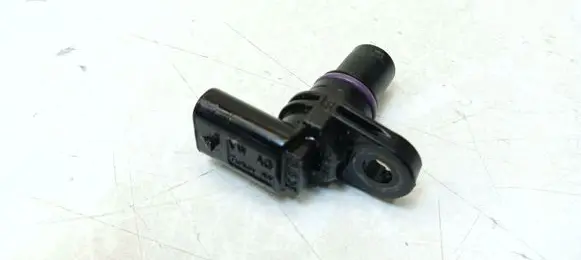 Audi TT TTS RS Mk3 8S Camshaft position sensor 04C907601
