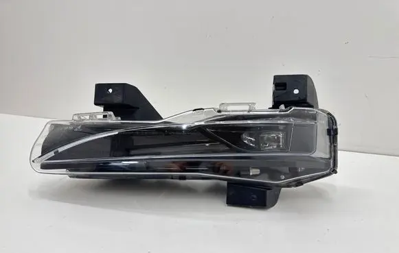 Tesla Model Y Front fog light 6400000195 P164924900