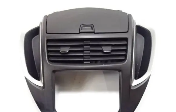 Chevrolet Trax Dash center air vent grill
