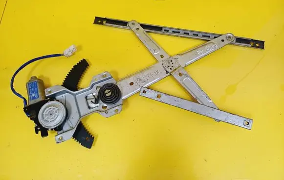Hyundai Matrix Front door window regulator with motor 98820-17100