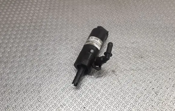 Opel Zafira B Headlight washer pump 90508709