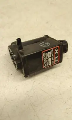 Hyundai i20 (PB PBT) Windscreen/windshield washer pump 985102j000