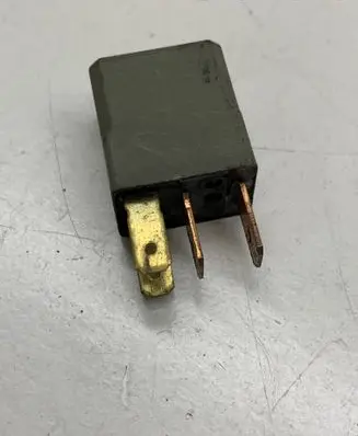 Mazda 6 Other relay MR490491
