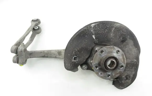 Audi A4 S4 B8 8K Front wheel hub spindle knuckle 