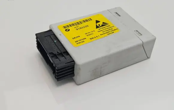 BMW 5 E60 E61 Center console control module 9183233 839431 28137346