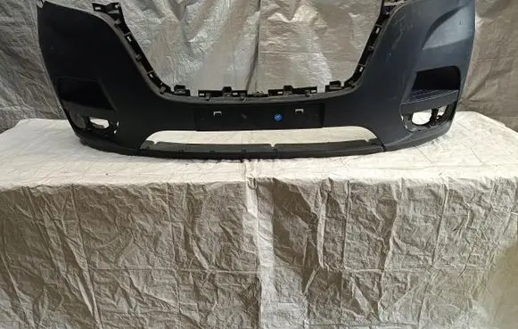 Renault Master III Front bumper 620228205r
