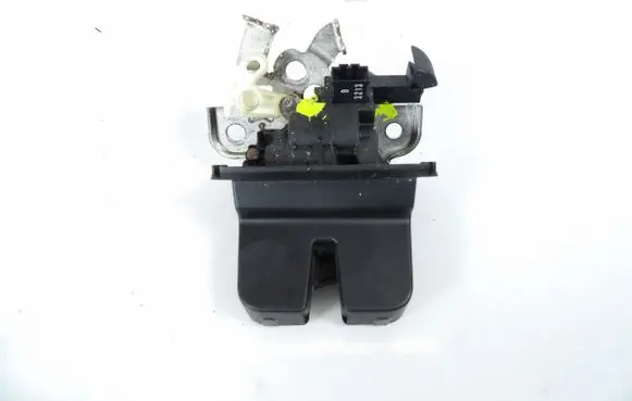 Skoda Superb B6 (3T) Tailgate/trunk/boot lock/catch/latch 3T9827520