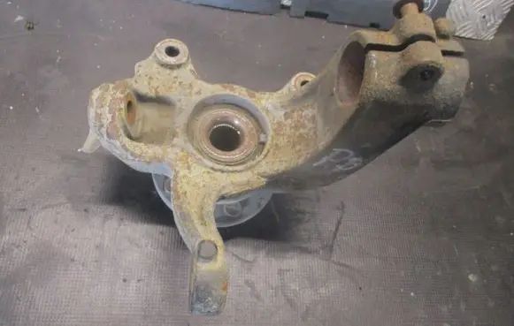 Ford Mondeo MK IV Front wheel hub spindle knuckle