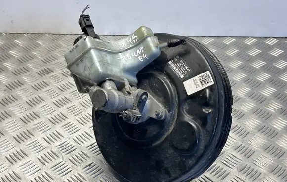 Volkswagen Tiguan Brake booster 3C1614105AH 03787440014 012418103392
