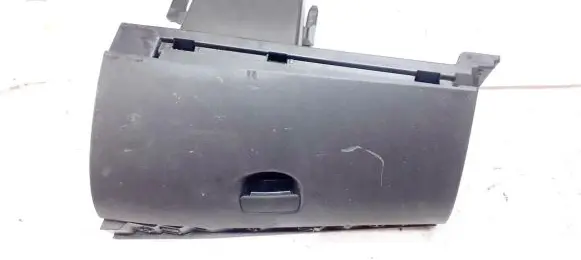 Renault Megane III Glove box 681080011r