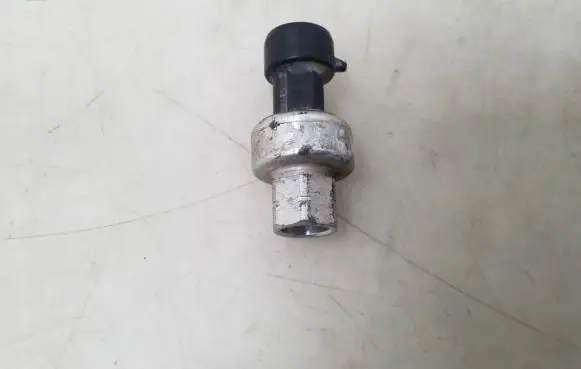 Opel Meriva A Air conditioning (A/C) pressure sensor 09131721
