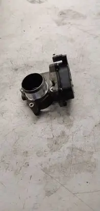 Volkswagen PASSAT B6 Throttle valve 03L128063L
