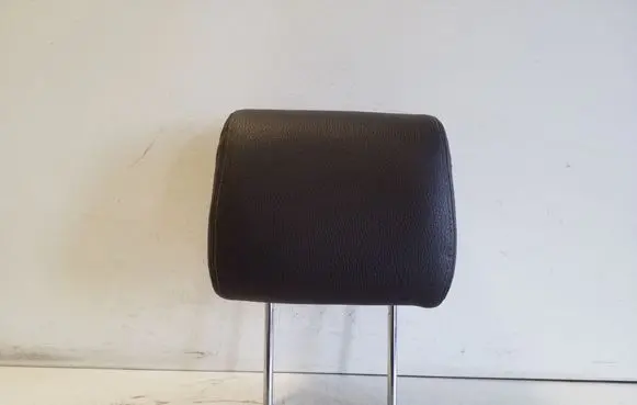 Chevrolet Captiva Rear seat headrest 