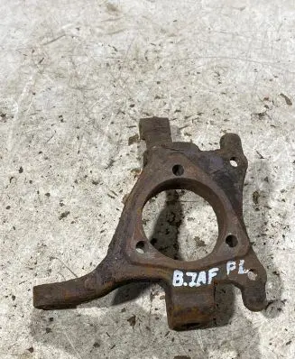 Opel Zafira B Front wheel hub spindle knuckle