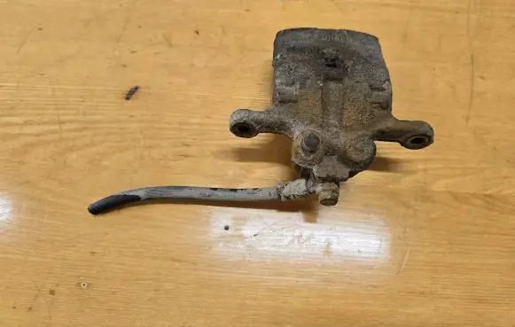 Mazda CX-7 Rear brake caliper