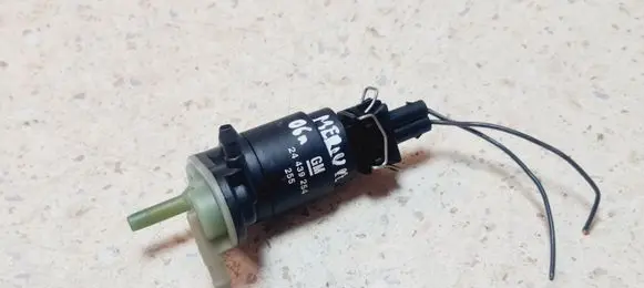 Windscreen/windshield washer pump