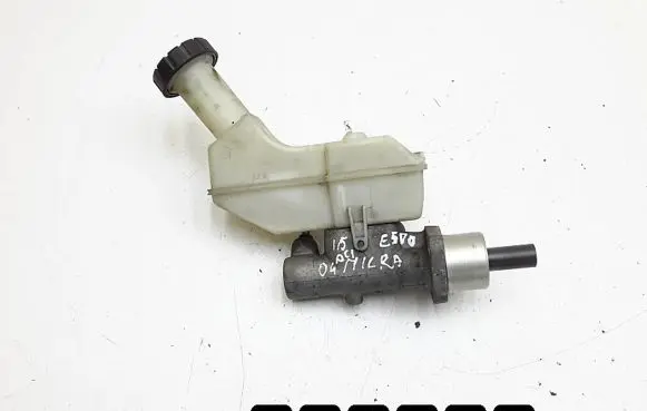 Nissan Micra C+C Master brake cylinder 8200129956b