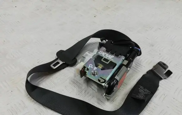 Renault Kadjar Front seatbelt 868843082R 061651 16092016