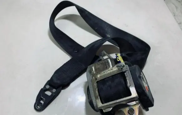 Audi A4 S4 B6 8E 8H Front seatbelt 8e0857705g 601917300a
