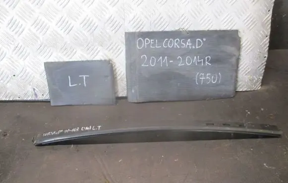 Opel Corsa D Windshield trim 
