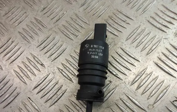 BMW X5 E53 Windscreen/windshield washer pump 8362154