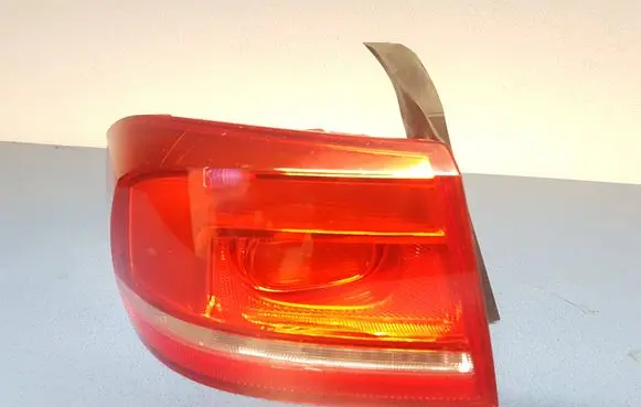 Volkswagen PASSAT B7 Rear/tail lights 3AE945095F 90354873
