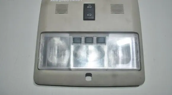 Land Rover Discovery 3 - LR3 Front seat light XDE500092LUM