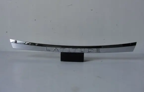 Renault Latitude (L70) Tailgate trim 