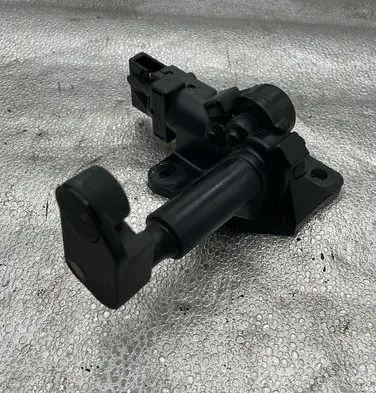 Chrysler Voyager Vent window/glass motor 04717606AB