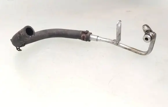 Coolant pipe/hose
