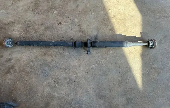 Dodge Charger Middle center prop shaft 52123977AE
