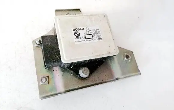 BMW 5 E60 E61 ESP acceleration yaw rate sensor 0265005711 34526782370-01