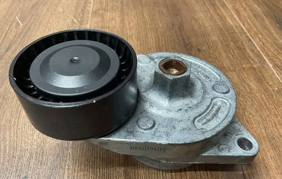 Land Rover Range Rover L405 Alternator belt tensioner BH426B209AA