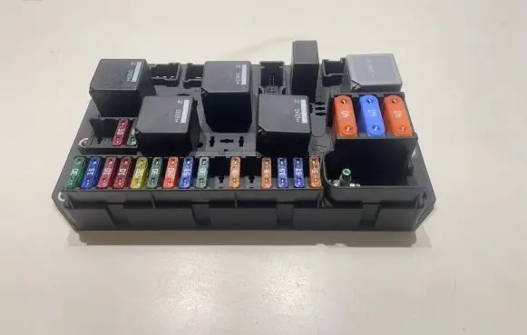 Land Rover Range Rover L322 Fuse module BH4214N030AA