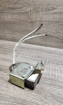 Toyota Prius (NHW20) Heater blower motor/fan resistor 4453547050 0567770840