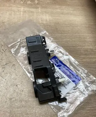 Hyundai Tucson TL Front bumper mounting bracket 86513D7000
