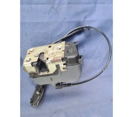 Renault Espace IV Rear door lock 017958Z98 HNX815