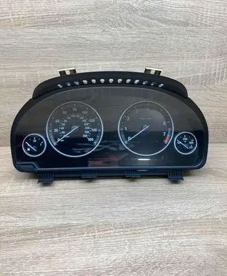 BMW 5 F10 F11 Speedometer (instrument cluster) 9265177 220705005