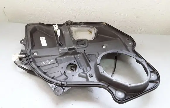 Mazda CX-7 Rear window lifting mechanism without motor EG217297X