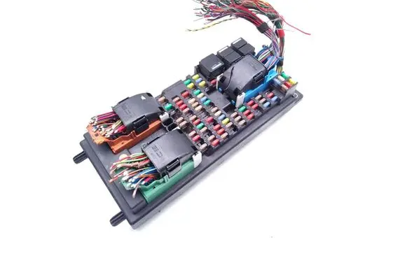 Land Rover Range Rover Sport L320 Fuse module AH2214F041BE 519329601